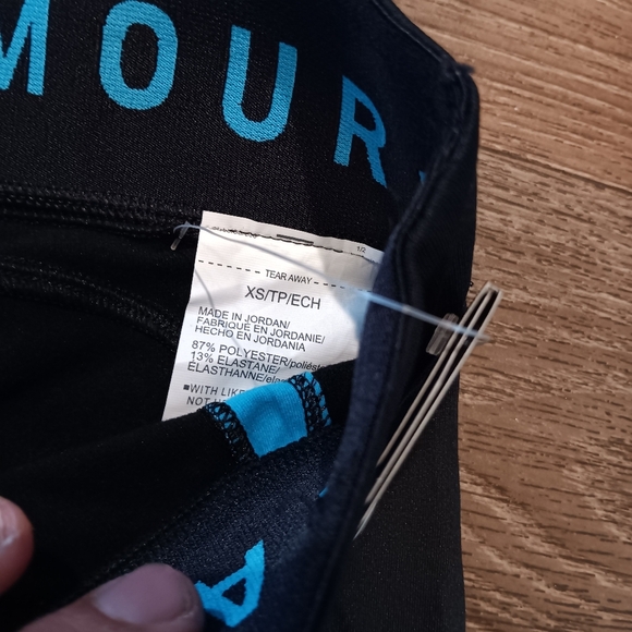 Under Armour Black and Blue Athletic Leggings Size Xs  New - Picture 3 of 3